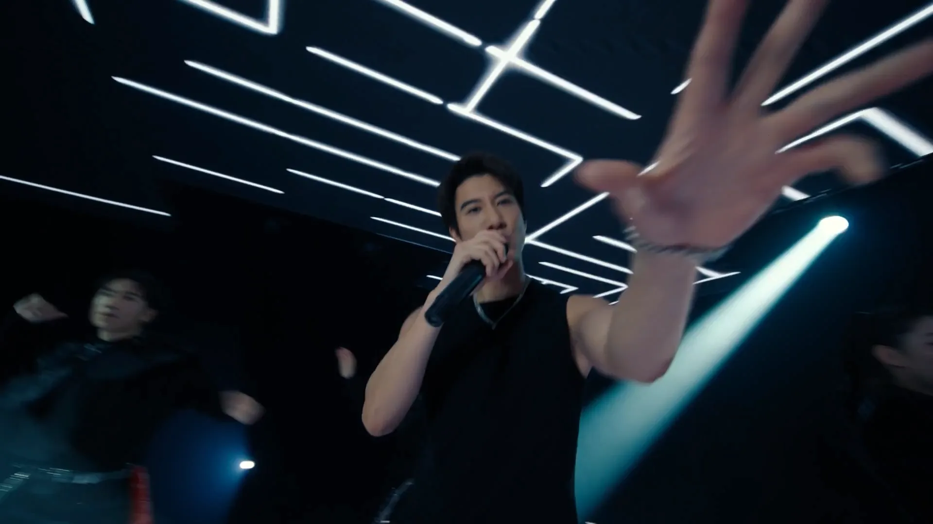 DENZA N9 Flash-Charging Edition x Wang Leehom documentation 7